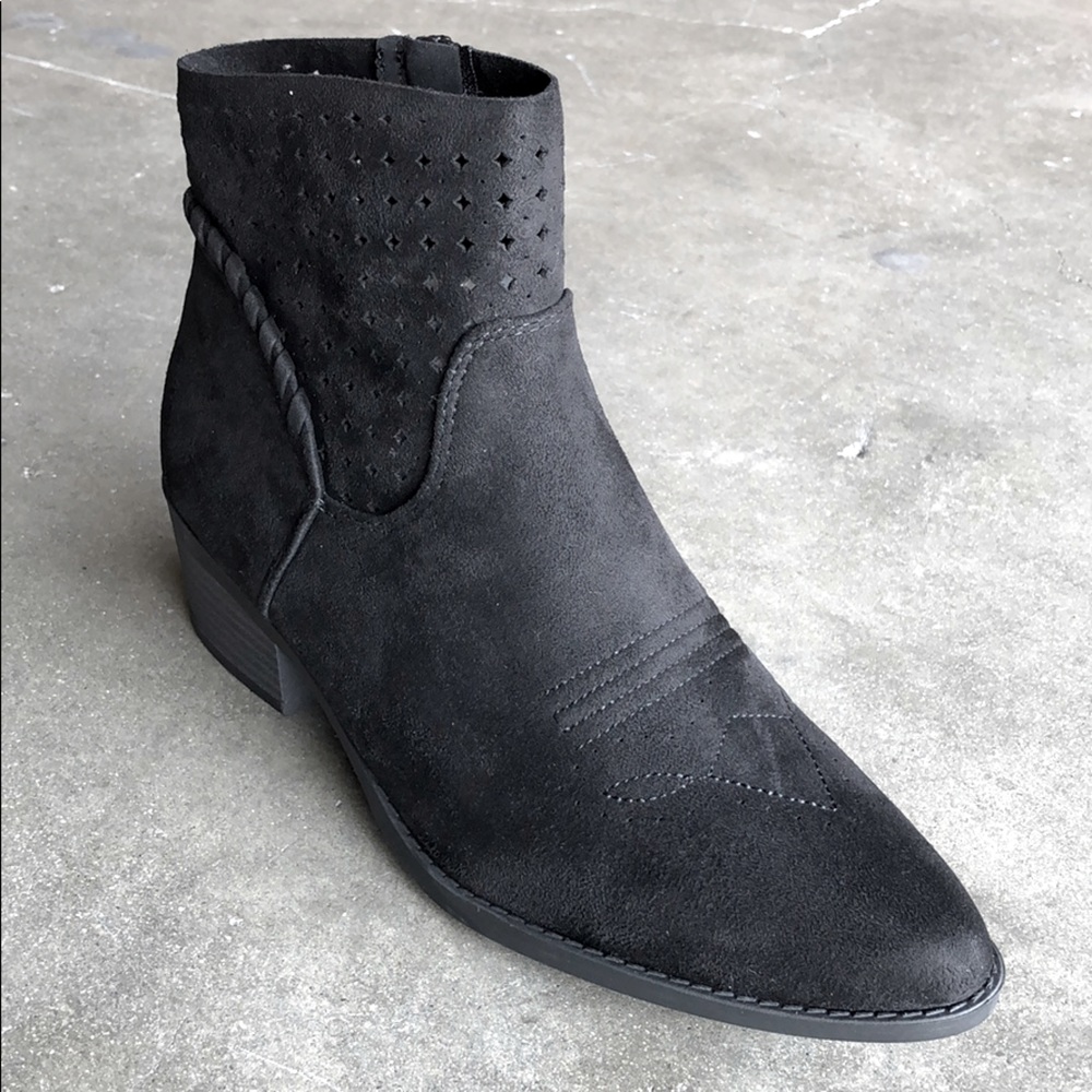 Soda Women’s Western Boots in Black